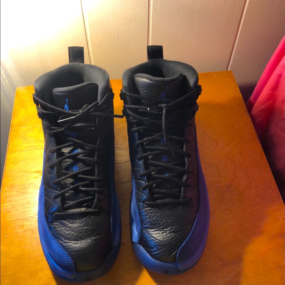 Jordan 12s retro black “game royal” size 6.5Y